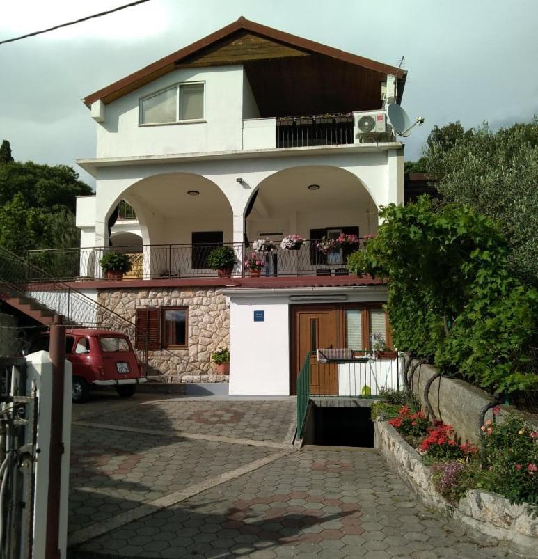 Apartman Larus Starigrad Paklenica Exterior photo