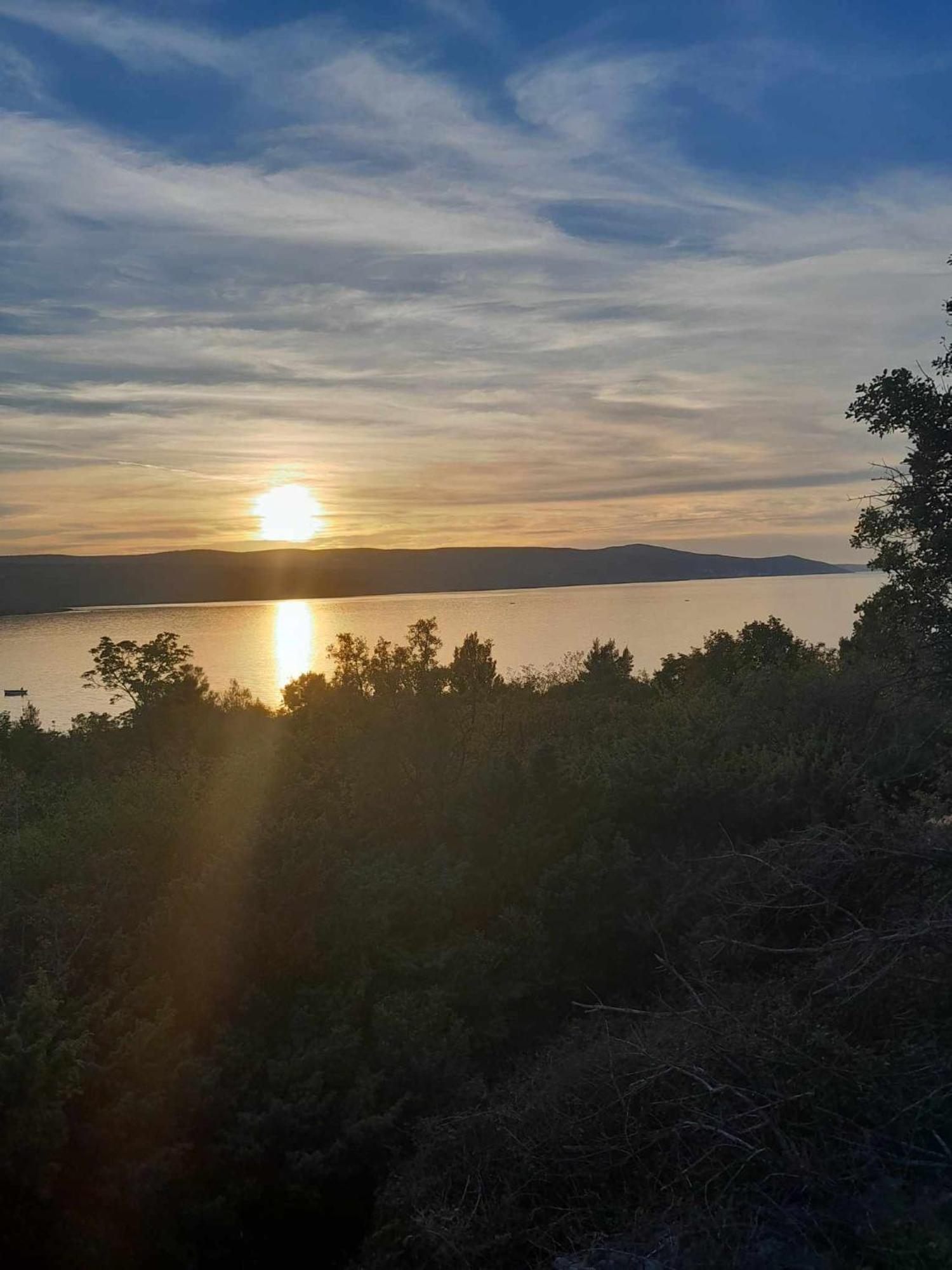 Apartman Larus Starigrad Paklenica Exterior photo